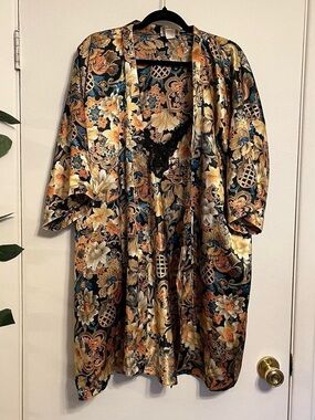 Inner Most floral 2-piece slip dress + open robe set